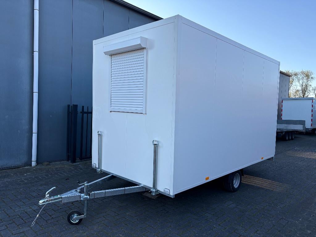 Nieuwe snelverkeer schaftwagen / bouwkeet 4 x 2 meter