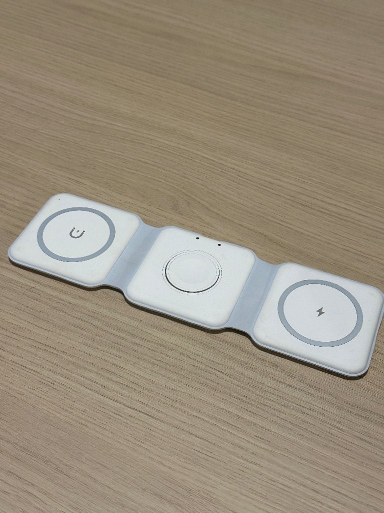 3 in 1 draadloos oplaadstation, Telecommunicatie, USB-C, Oplaadstation, Nieuw, Universeel