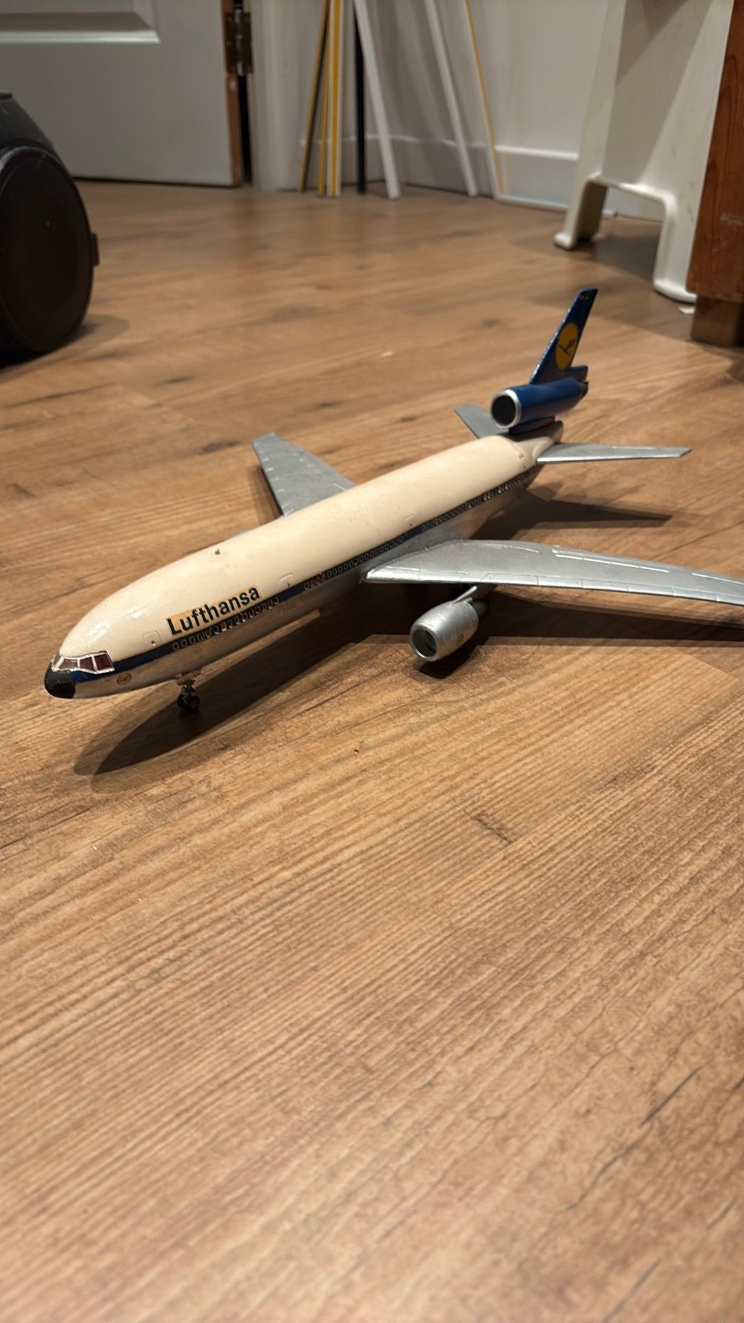 1/125 DC-10 Lufthansa schaalmodel gebouwd airliner model, 1:72 tot 1:144, Gebruikt, Ophalen of Verzenden, Vliegtuig