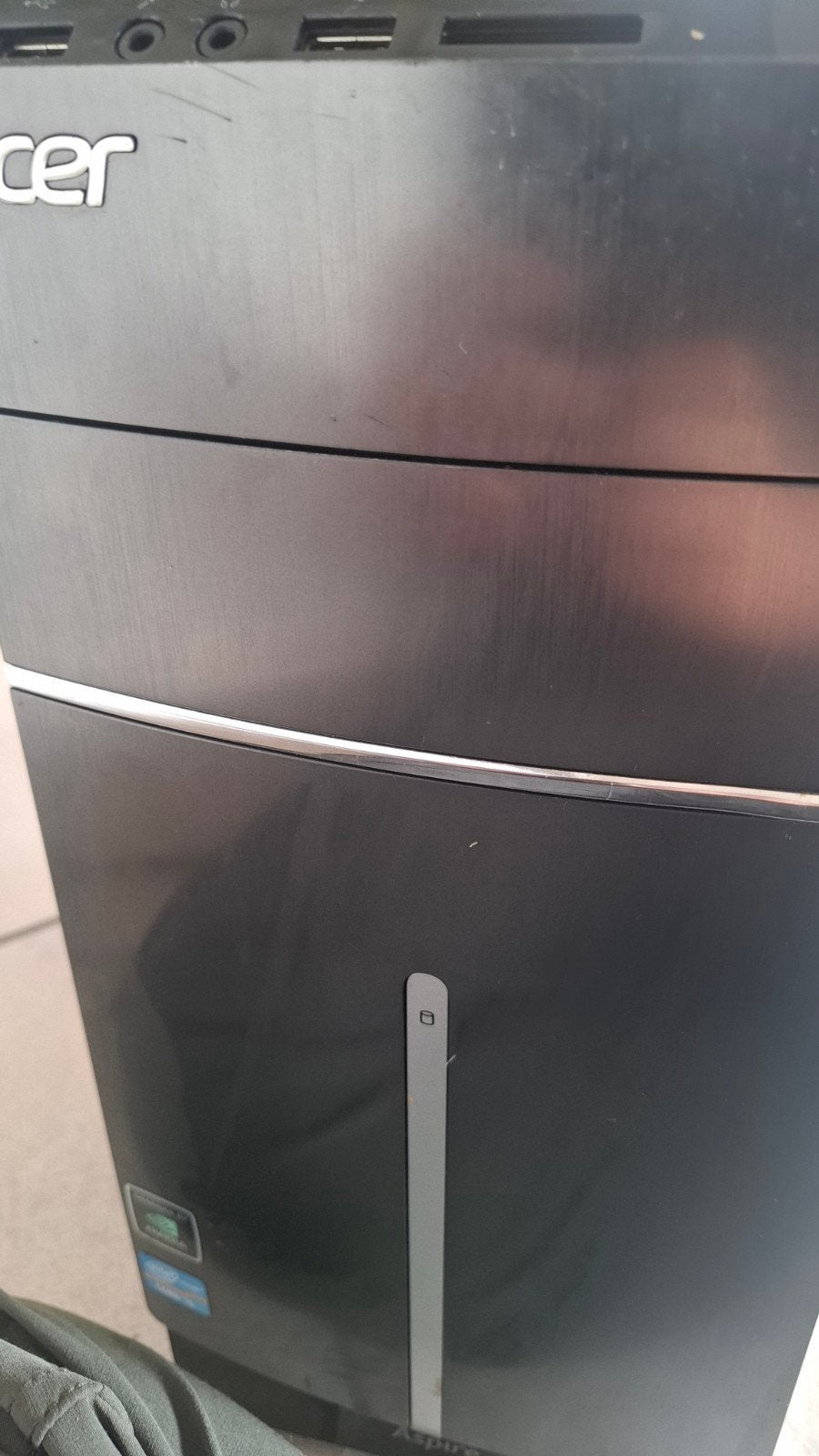 computer met 15 inch TFT scherm