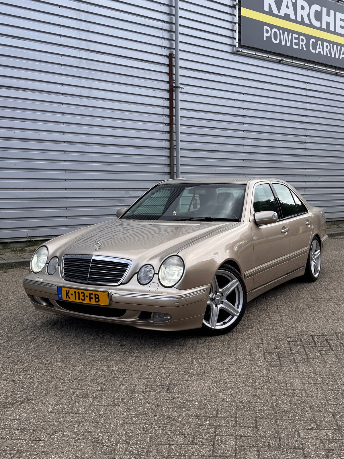 Mercedes-Benz Mercedes 2001 Geel, Automaat, Achterwielaandrijving, 2597 cc, Geel