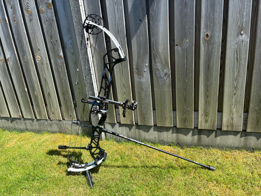 Hoyt Concept X 40” #60 RH, Ophalen of Verzenden, Gebruikt, Compoundboog