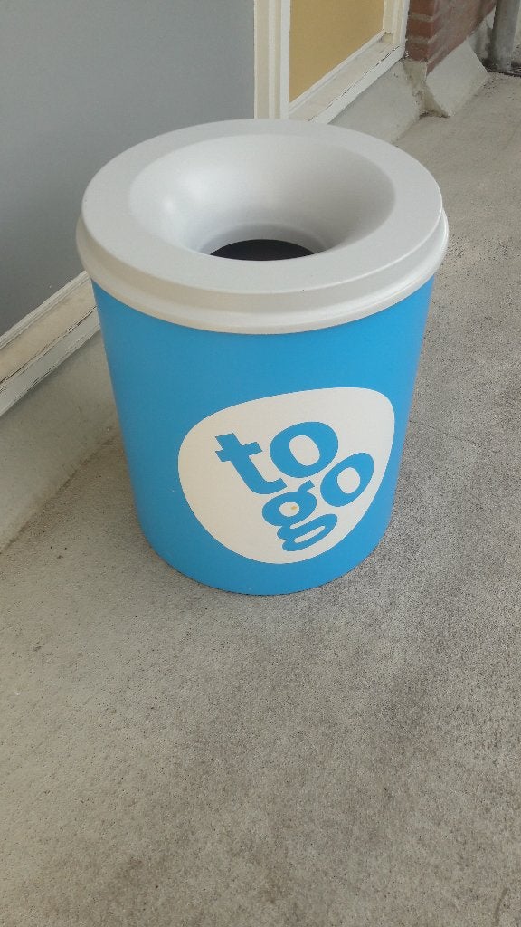 PRULLENBAK MET AH LOGO, Huis en Inrichting, Woonaccessoires | Prullenbakken, Ophalen, Zo goed als nieuw, Metaal, Minder dan 50 cm