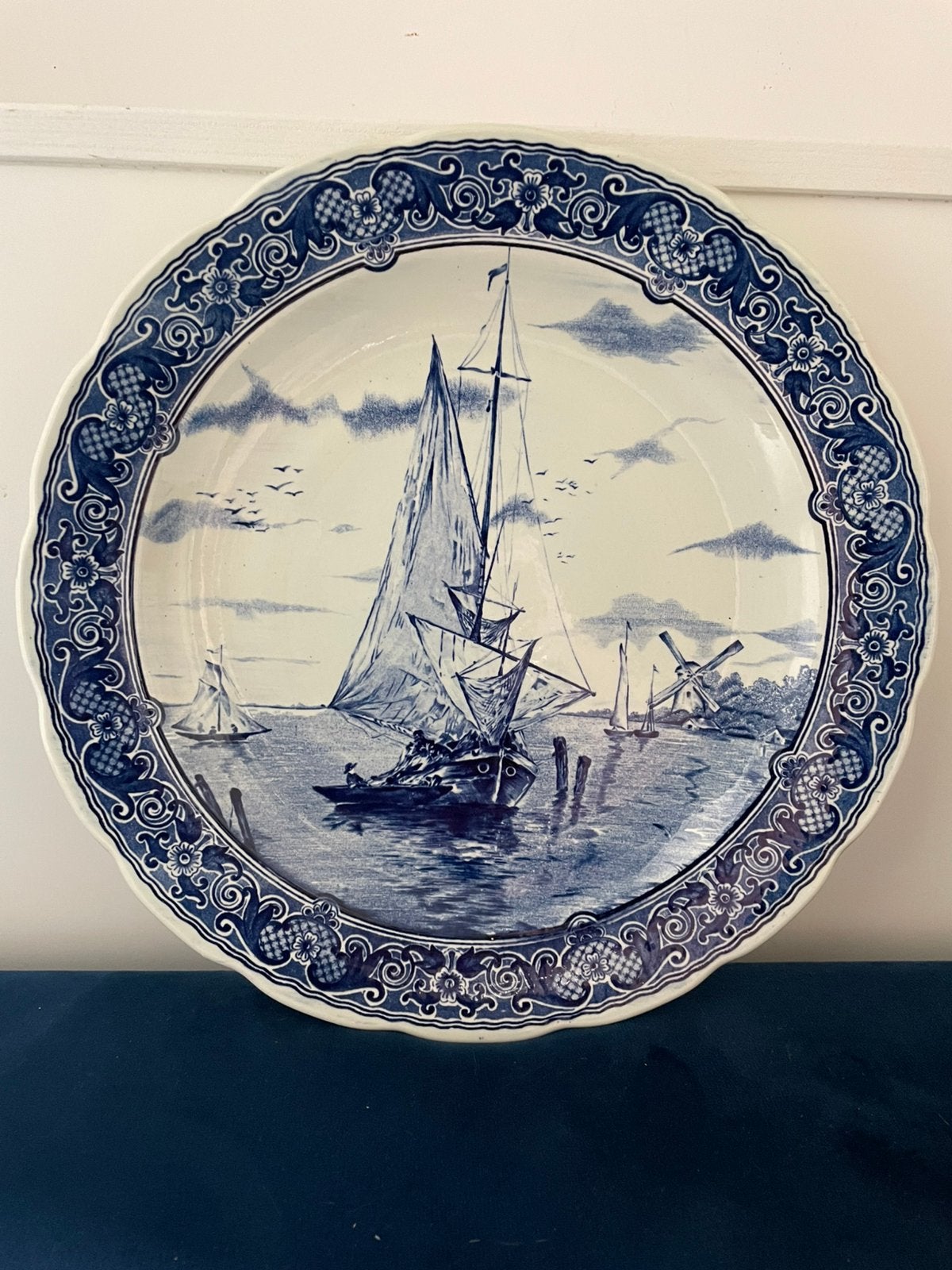 Delfts Blauw wandbord | Royal Boch België Ø 31 cm | 1970’s, Antiek en Kunst, Ophalen of Verzenden