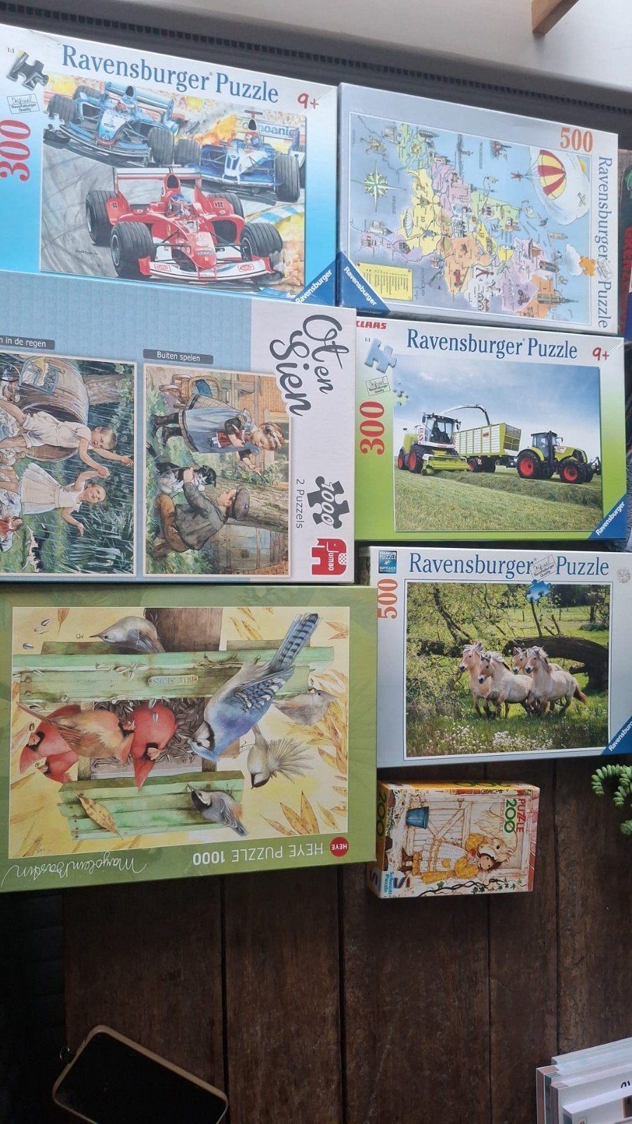 div. puzzels, Ophalen of Verzenden, 500 t/m 1500 stukjes, Zo goed als nieuw
