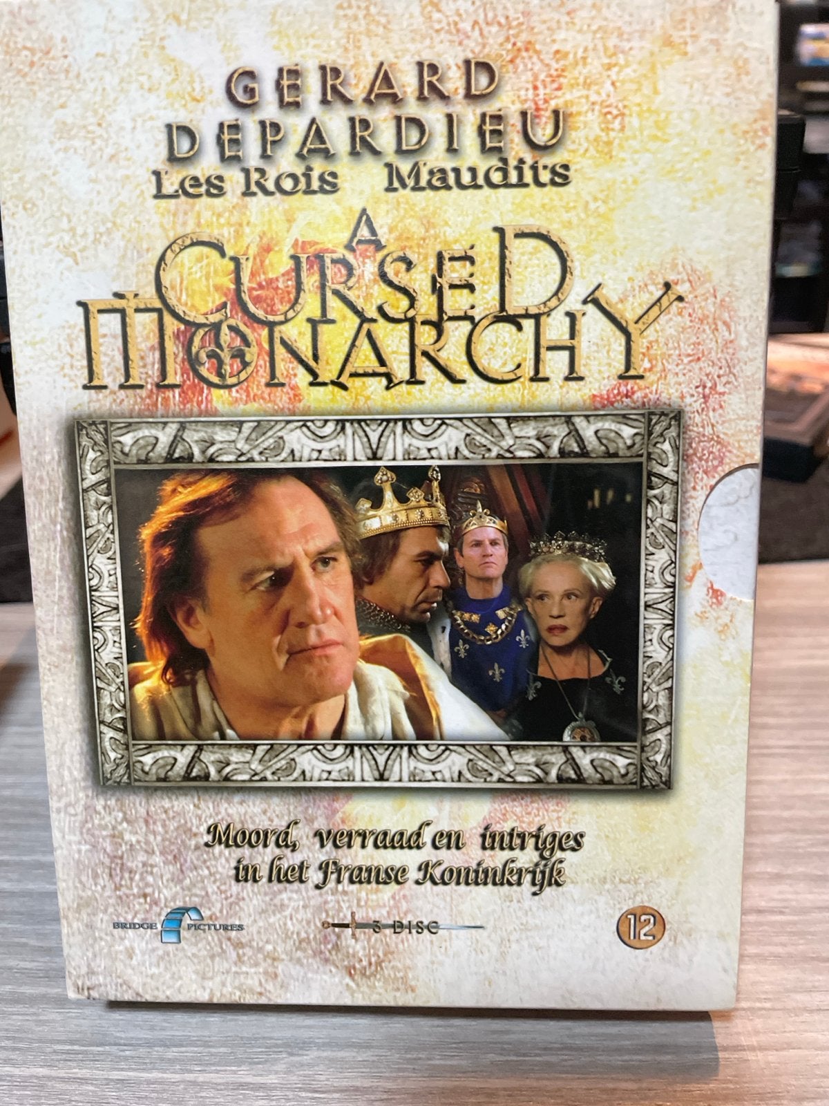 A Cursed Monarchy - Gerard Depardieu (2-Disc), Cd's en Dvd's, Nederlands, Ophalen of Verzenden, Vanaf 12 jaar, Gebruikt