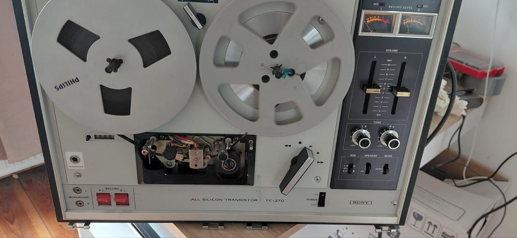 Sony bandrecorder  tc-270 in koffer  inc boxen 1973, Audio, Tv en Foto, Bandrecorders, Ophalen of Verzenden