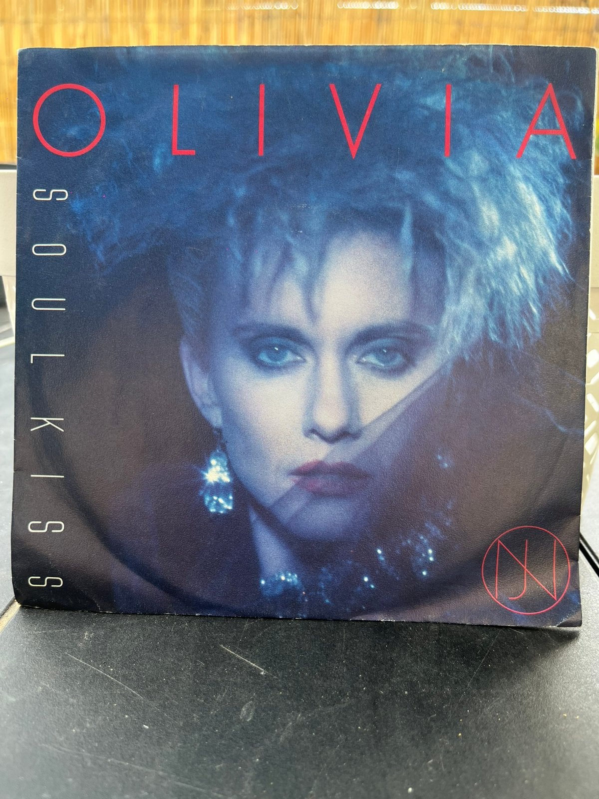 Olivia. Soulkiss, Verzenden, Zo goed als nieuw, Pop