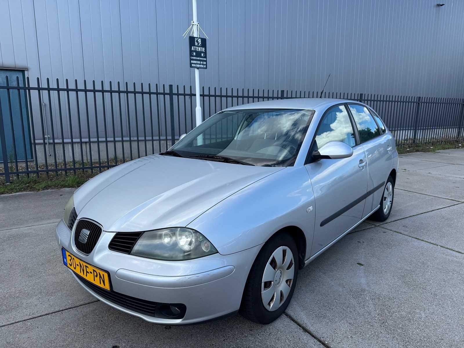 SEAT Ibiza 1.4-16V Signo Automaat 30-NF-PN, Auto's, 4 cilinders, Origineel Nederlands, Bedrijf, 75 pk