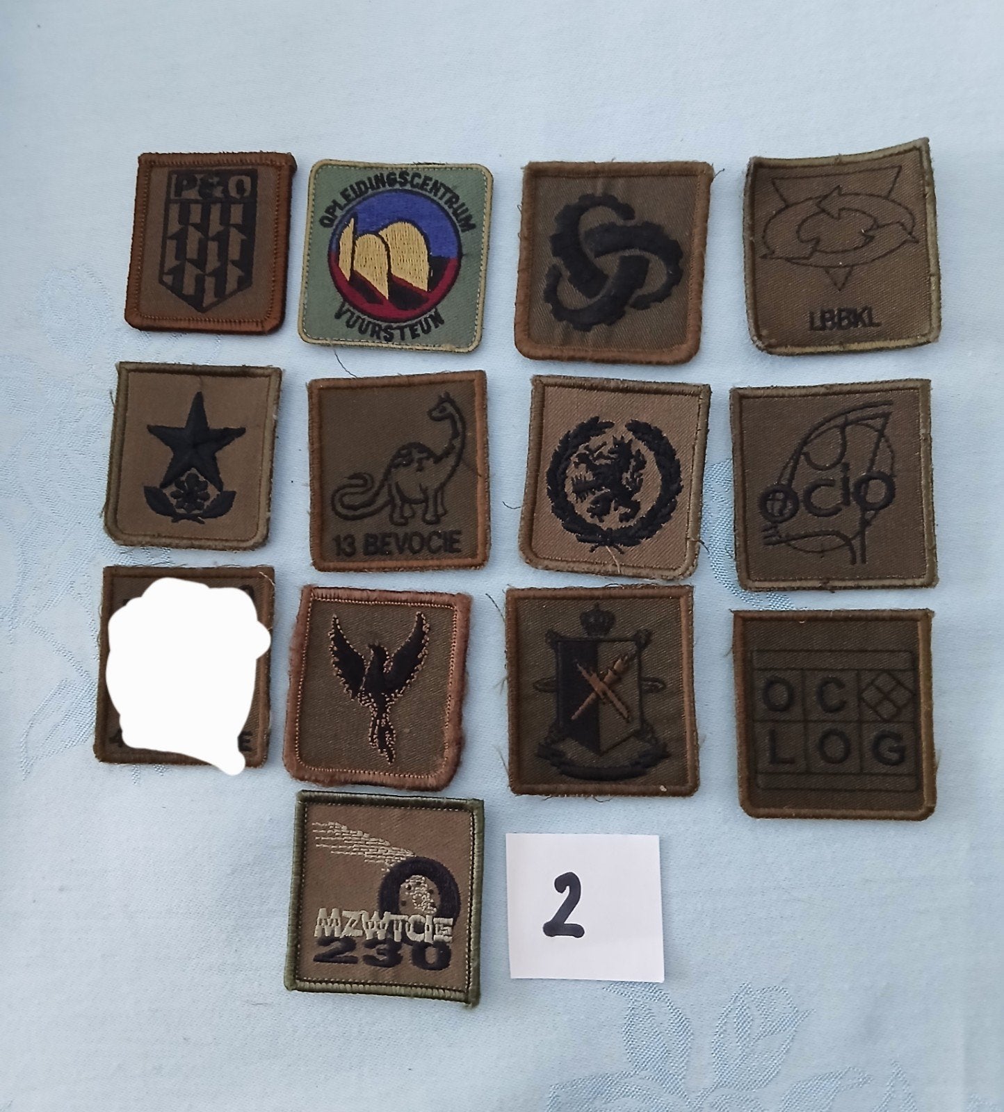 Borst emblemen  , € 2 per stuk, Verzamelen, Militaria | Algemeen, Ophalen of Verzenden, Landmacht, Nederland, Embleem of Badge