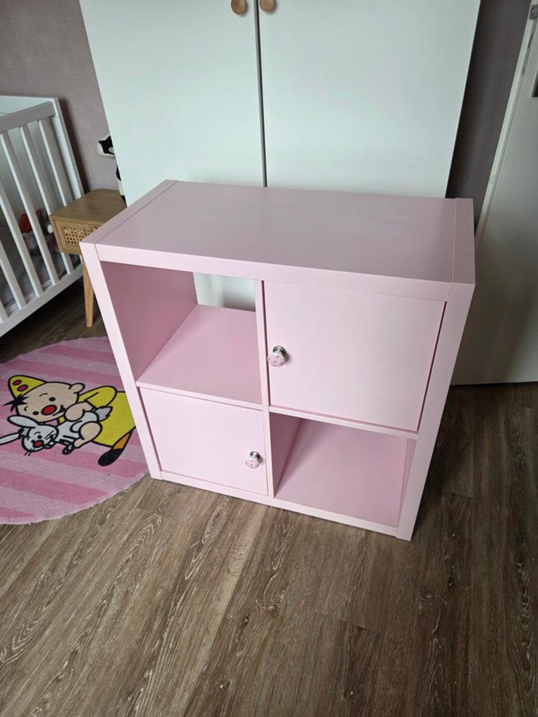 Roze IKEA Kallax kast – 4 vakken – opbergkast, Ophalen, Gebruikt, Minder dan 75 cm, 105 cm of meer