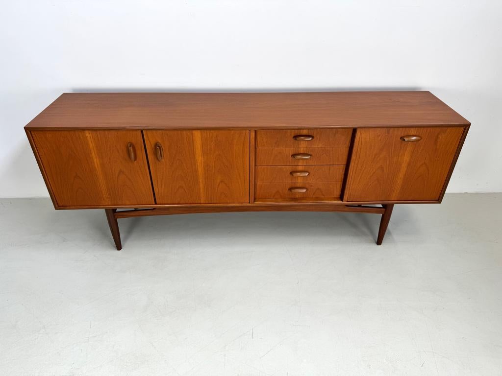 Vintage G-Plan dressoir, Verzenden, Zo goed als nieuw, 25 tot 50 cm, 150 tot 200 cm