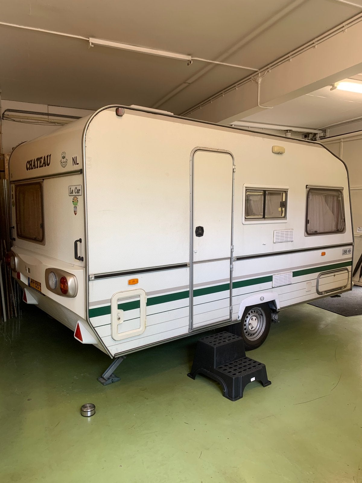 Caravan Chateau La Car 395 C met MOVER bouwjaar 1996, Koelkast, 750 - 1000 kg, Particulier, 4 tot 5 meter