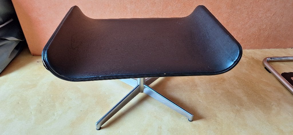 Voetenbank / poef, Ophalen, Gebruikt, Rechthoekig, 50 tot 75 cm