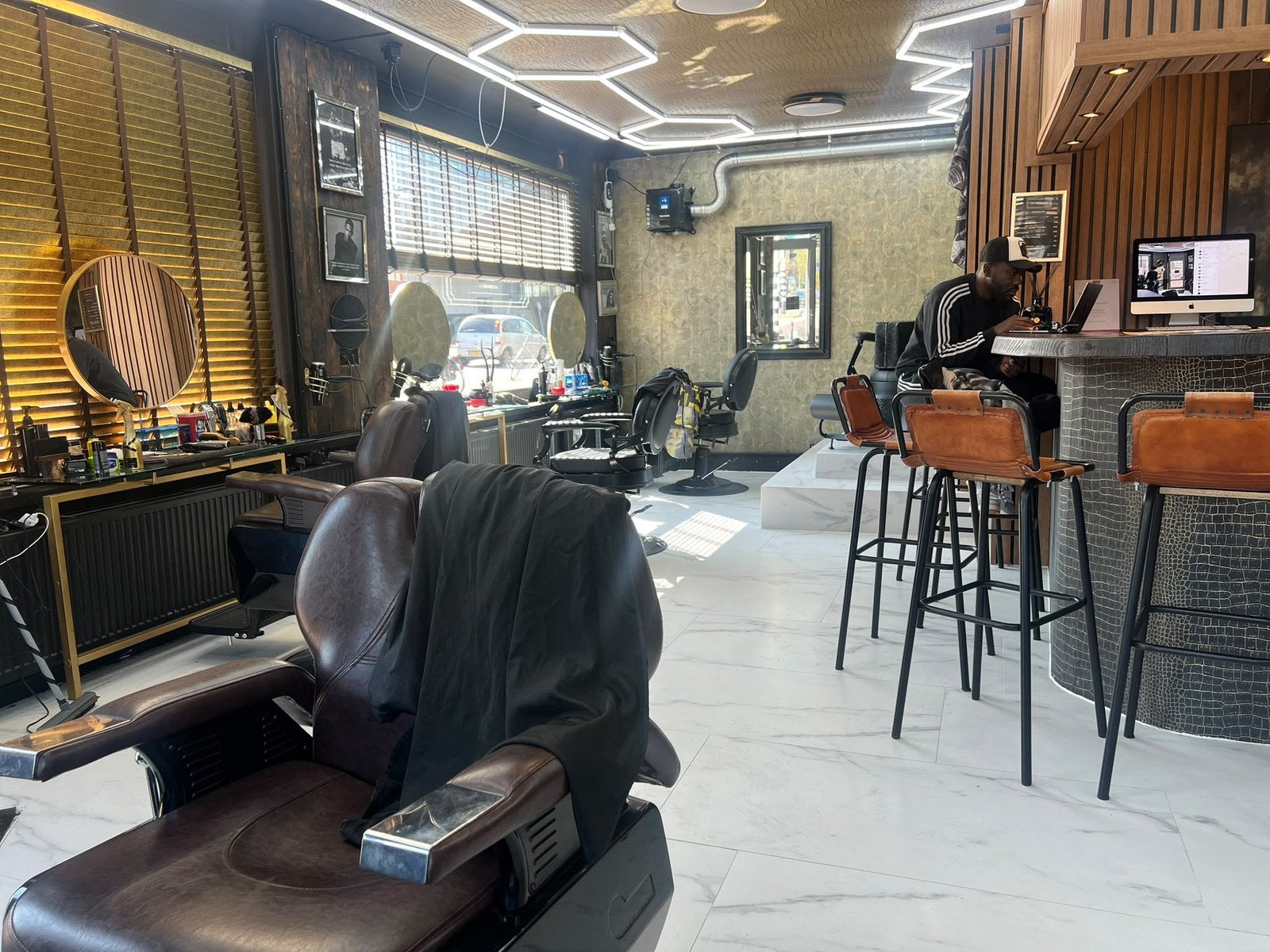 Barbershop en kapsalon in groningen ter overname