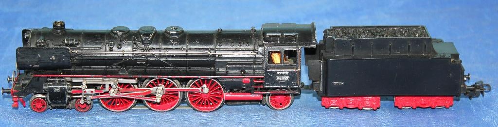 Märklin H0 3048.2 stoomloc BR 01 met rookgenerator., Wisselstroom, Gebruikt, Locomotief, Verzenden