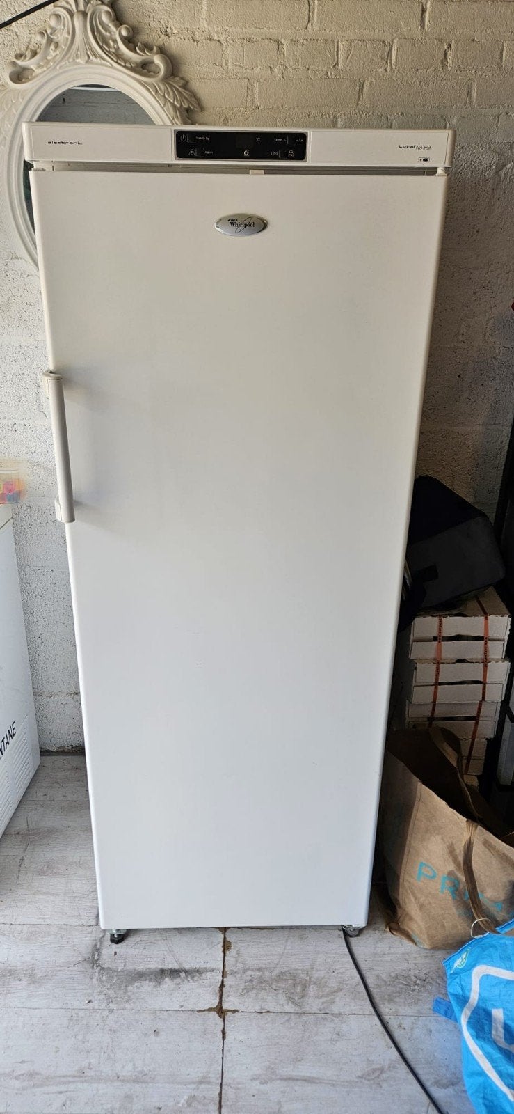 Vrieskast vriezer diepvries Whirlpool No Frost, Witgoed en Apparatuur, Vriezers en Diepvrieskisten, Minder dan 60 cm, 160 cm of meer
