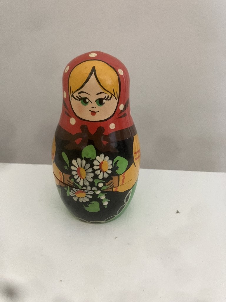 Traditionele, handbeschilderde houten Matroesjka (nestpop)., Ophalen of Verzenden, Zo goed als nieuw, Mens