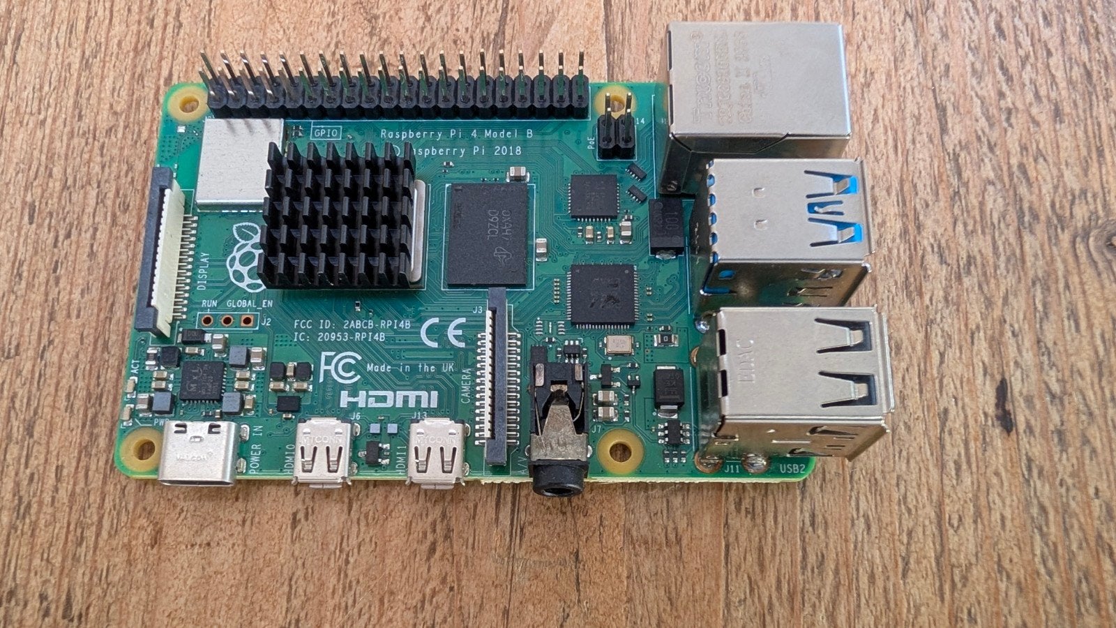 Raspberry Pi 4b 8gb ram incl case, fan en voeding, Ophalen of Verzenden, Zo goed als nieuw