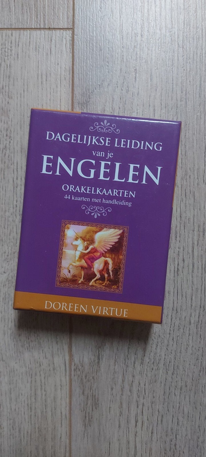 Doreen Virtue Dagelijkse Leiding Orakelkaarten, Boeken, Tarot of Kaarten leggen, Overige typen, Ophalen of Verzenden, Zo goed als nieuw