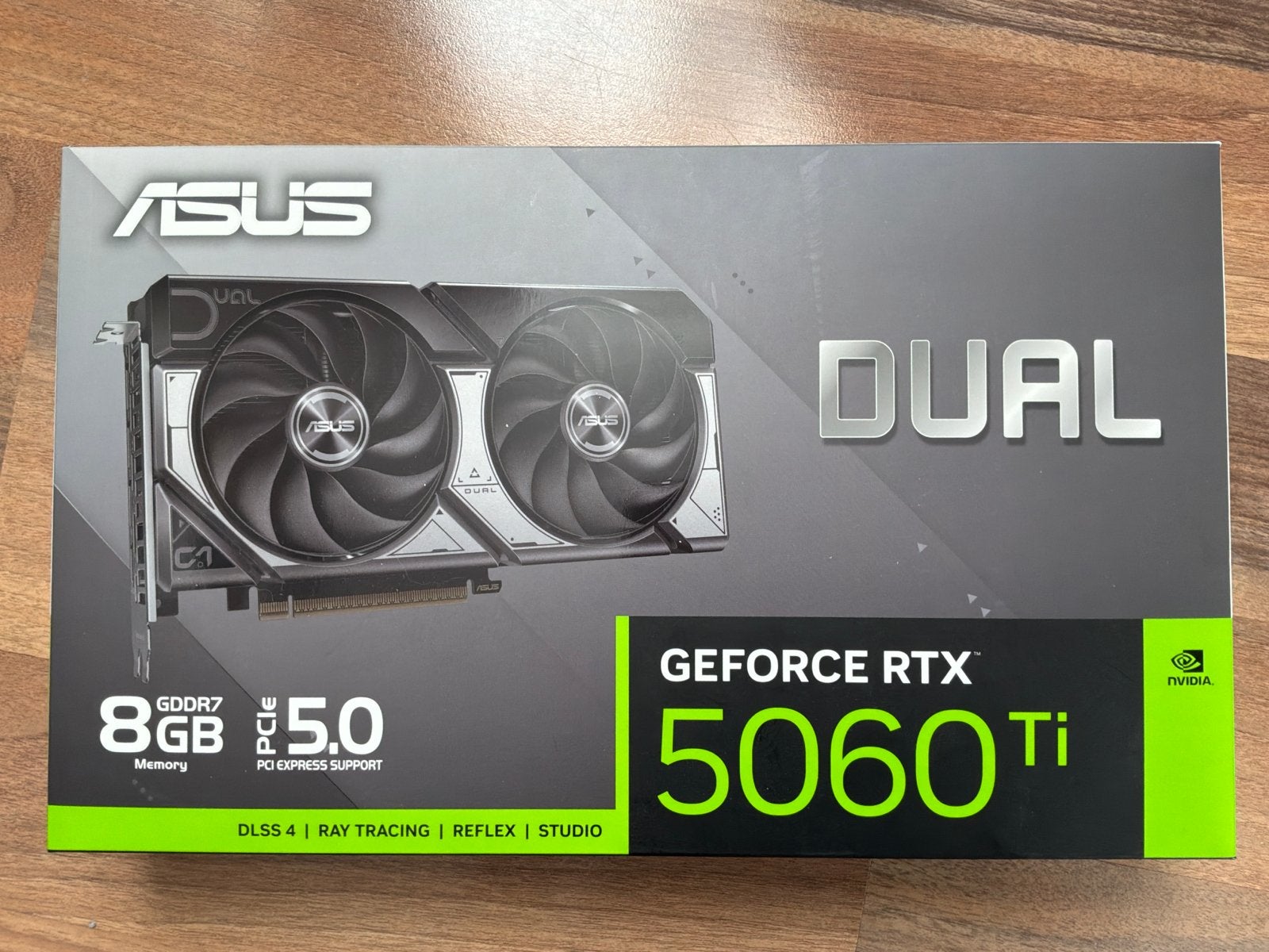 ASUS GeForce RTX 5060 Ti Dual 8GB GDDR7 - Zo goed als nieuw, Computers en Software, Videokaarten, GDDR, Ophalen of Verzenden, Zo goed als nieuw