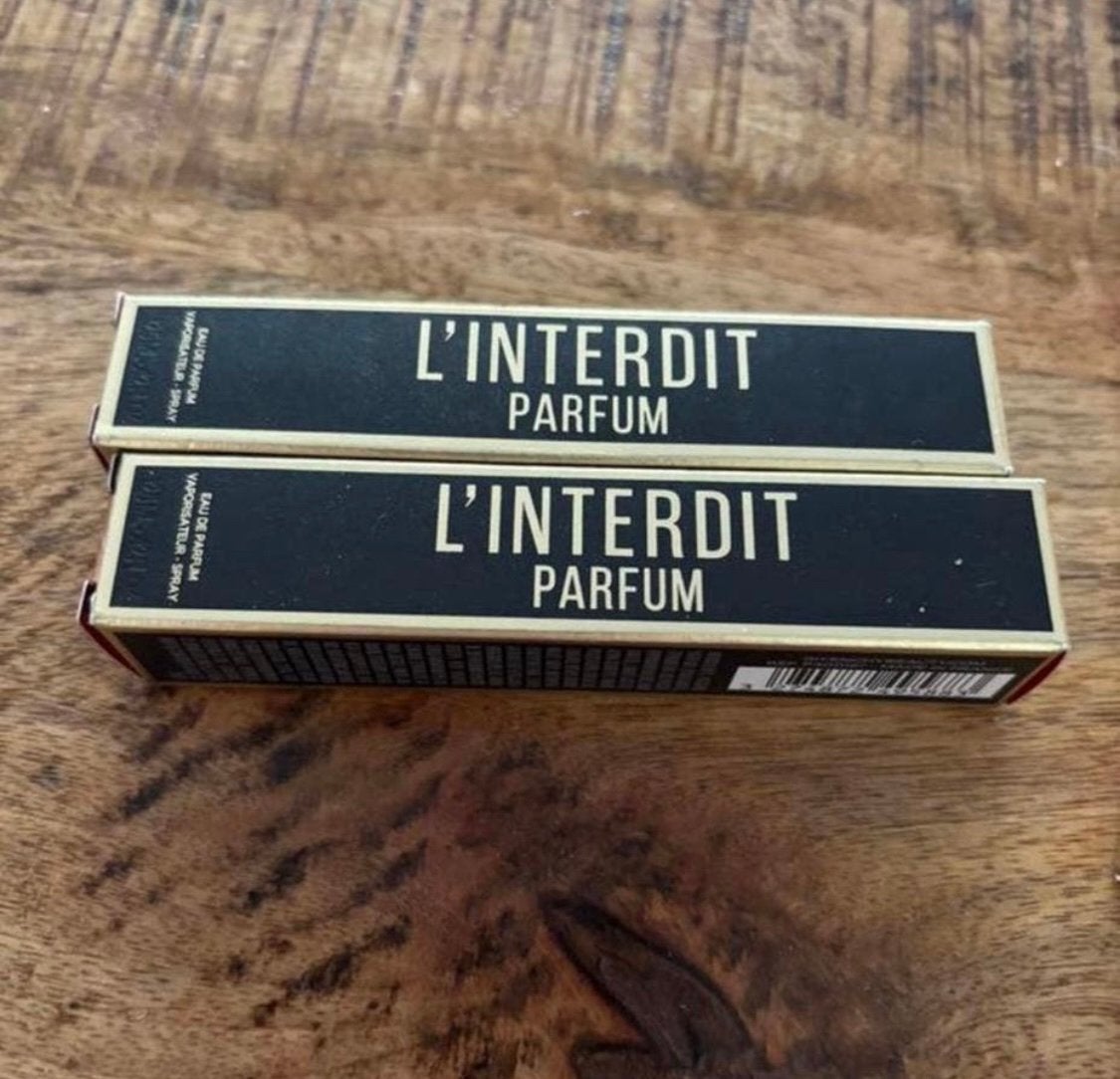 GIVENCHY L'INTERDIT parfum /tasversuiver, Ophalen of Verzenden, Nieuw