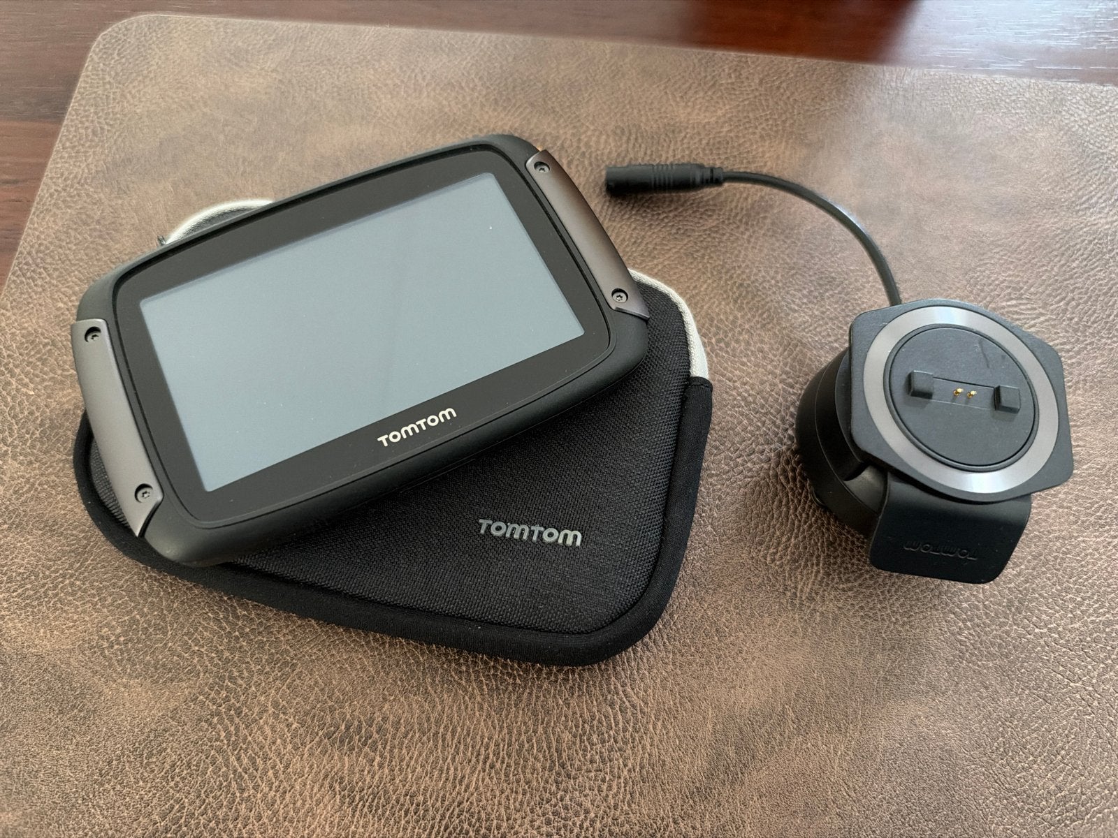 TomTom Rider 50 met hoesje en klikvoet, Motoren, Ophalen of Verzenden, Zo goed als nieuw