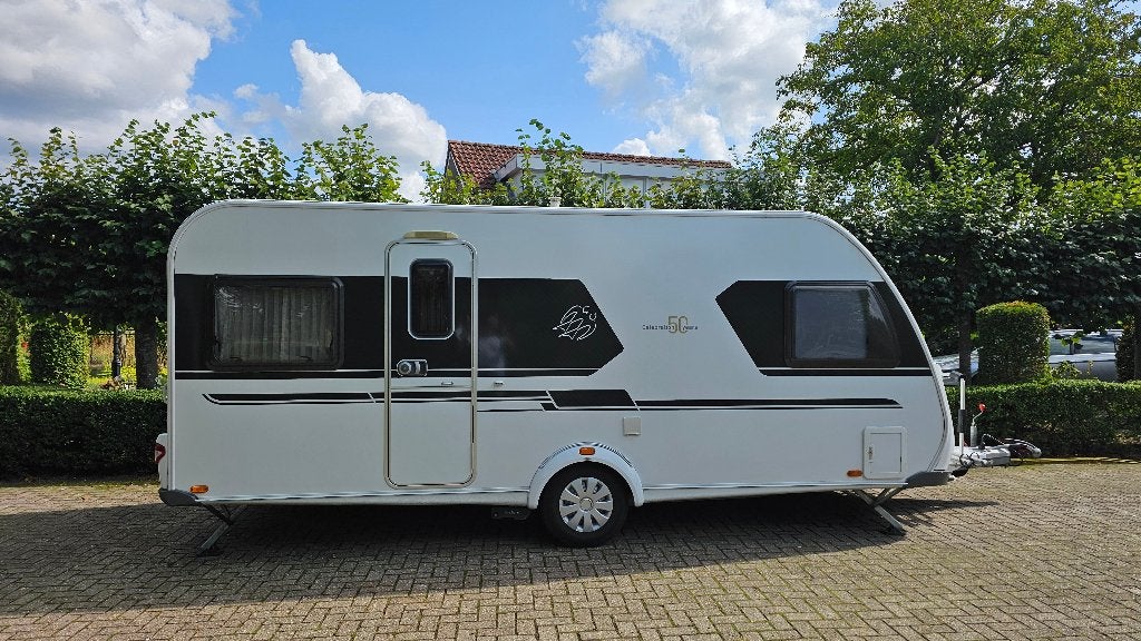 Knaus Südwind 500 FU Celebration - compleet en in topstaat!, Caravans en Kamperen, Schokbreker, Rondzit, Frans bed, Particulier