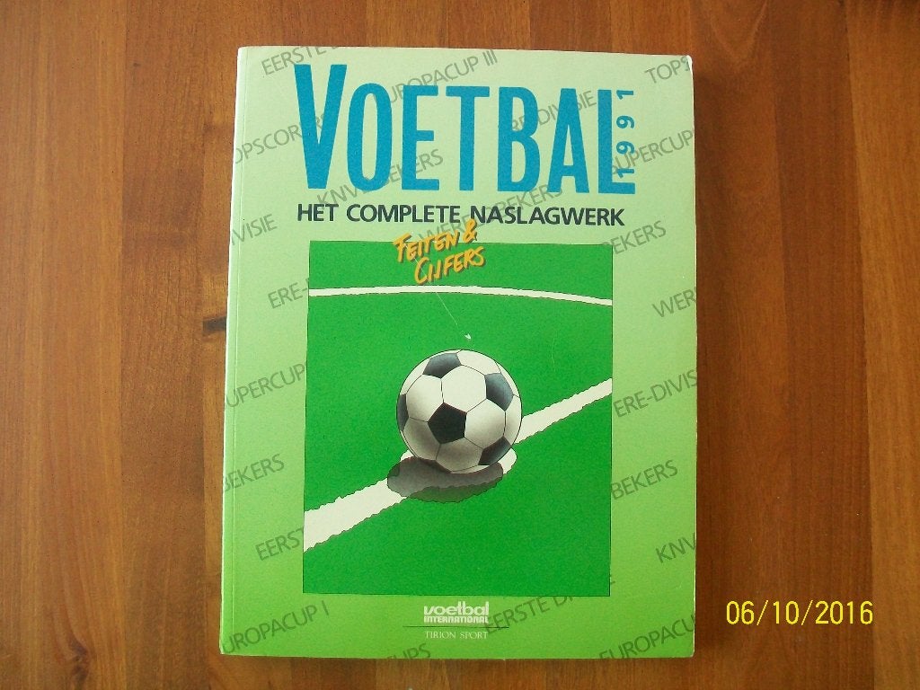 Voetbal International Naslagwerk 91, Verzenden, Zo goed als nieuw, Overige binnenlandse clubs, Boek of Tijdschrift