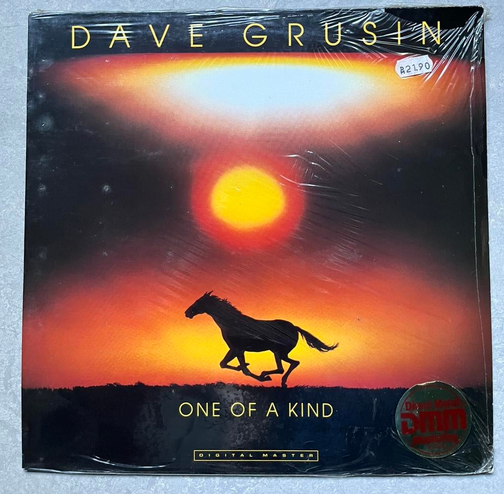 Dave Grusin - One Of A Kind  (Vinyl/LP jazz/fusion), Geseald, Ophalen of Verzenden, Zo goed als nieuw, 12 inch
