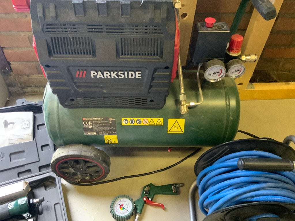 Compressor, Doe-het-zelf en Verbouw, Compressors, Gebruikt, Minder dan 25 liter, Minder dan 200 liter/min, Ophalen of Verzenden