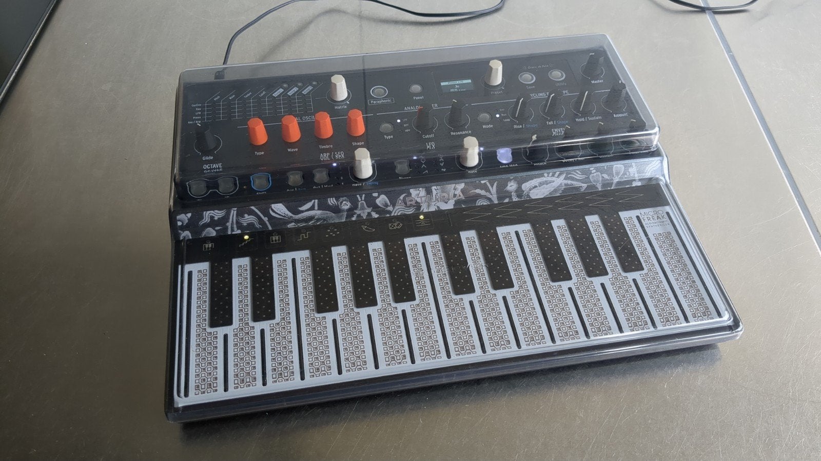 Arturia Microfreak, Muziek en Instrumenten, Synthesizers, Overige merken, Zo goed als nieuw, Met midi-aansluiting, Overige aantallen