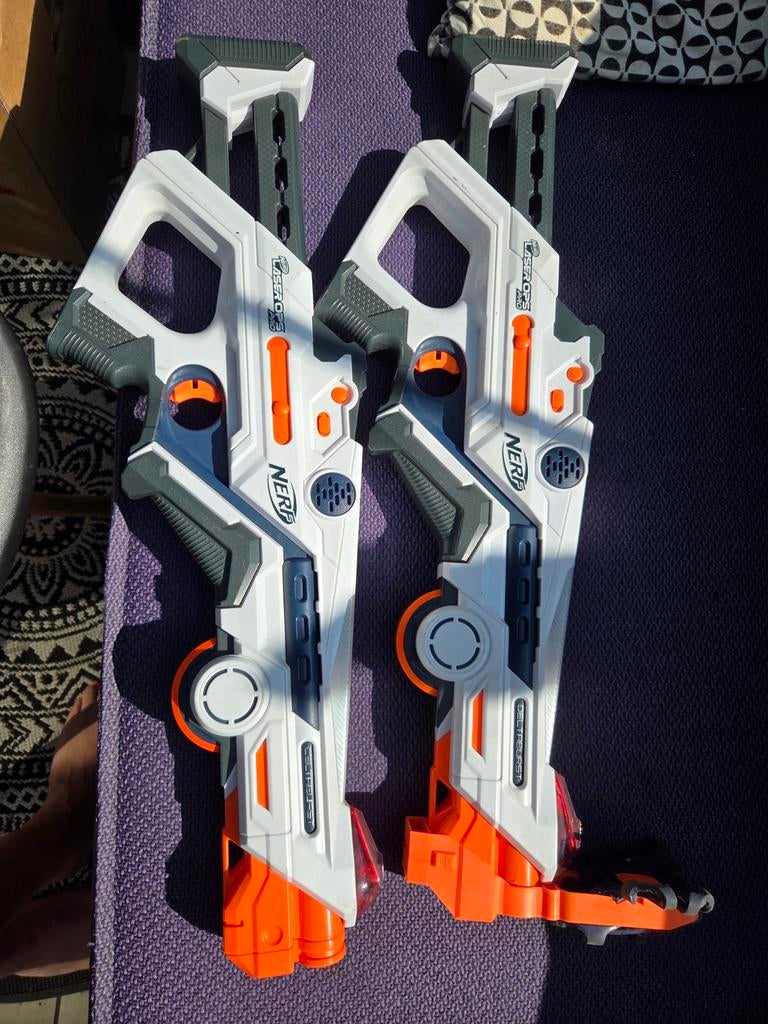 Nerf Laser Ops Blaster - 2stuks - Zo goed als nieuw!, Kinderen en Baby's, Speelgoed | Buiten | Actiespeelgoed, Ophalen, Zo goed als nieuw