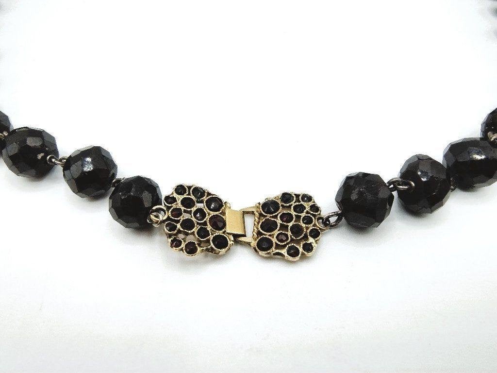 Antieke granaten ketting met gouden sluiting. 18e eeuws, Info@zilverwebsite.nl, Verzenden, Zo goed als nieuw, Zilverwebsite.nl
