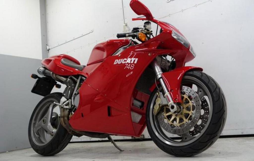 Ducati 748 - 15.000 km - Nieuwstaat, Motoren, Motoren | Ducati, 2 cilinders, Occasion, Super Sport, Particulier