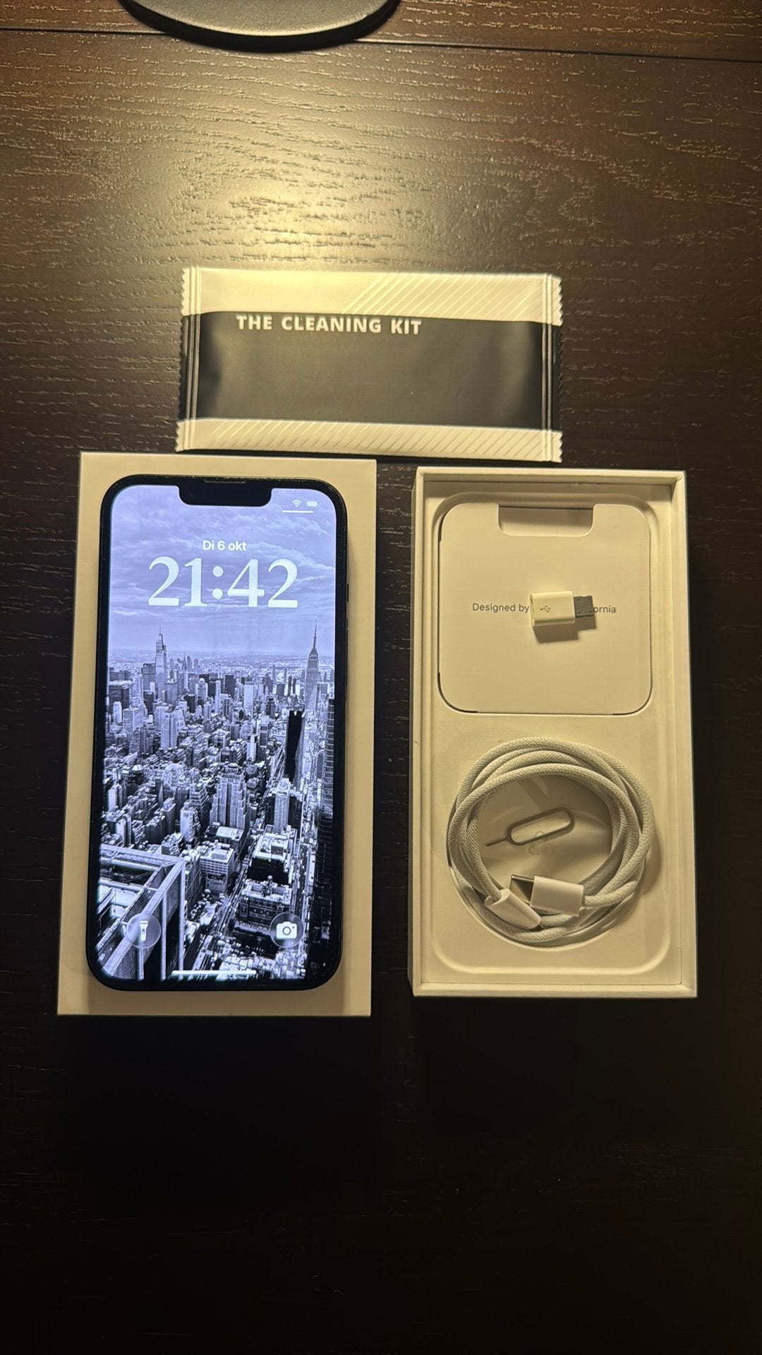 Foto 4 van iPhone 13 Midnight Blue 128GB - Goede Staat