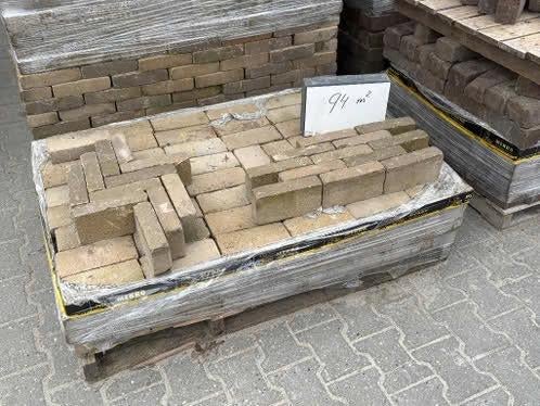 94 m2 gebakken waalformaat geel, Ophalen of Verzenden, Gebruikt, 10 m² of meer, Klinkers