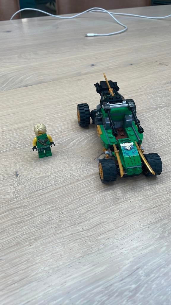 Lloyd lego poppetje met auto, Ophalen of Verzenden, Zo goed als nieuw