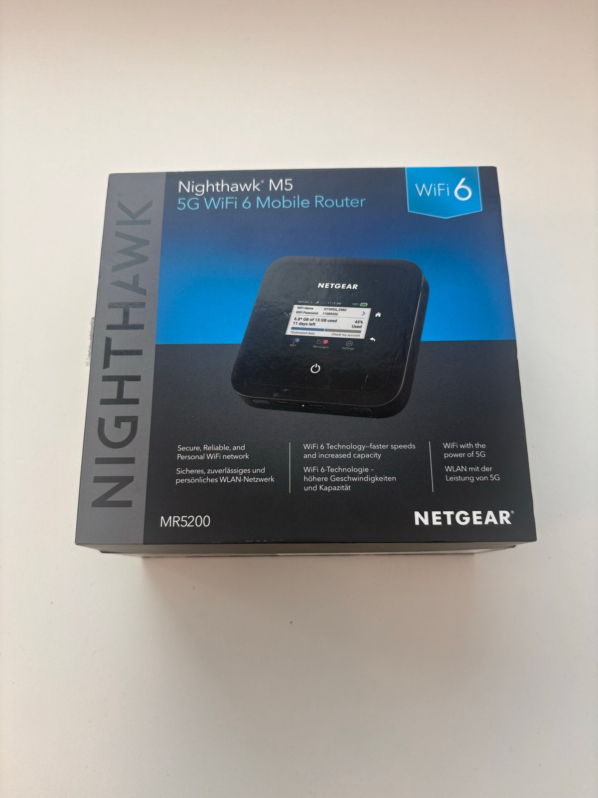 NETGEAR Nighthawk M5 5G WiFi 6 Mobiele Router MR5200, Computers en Software, Routers en Modems, Ophalen of Verzenden, Zo goed als nieuw
