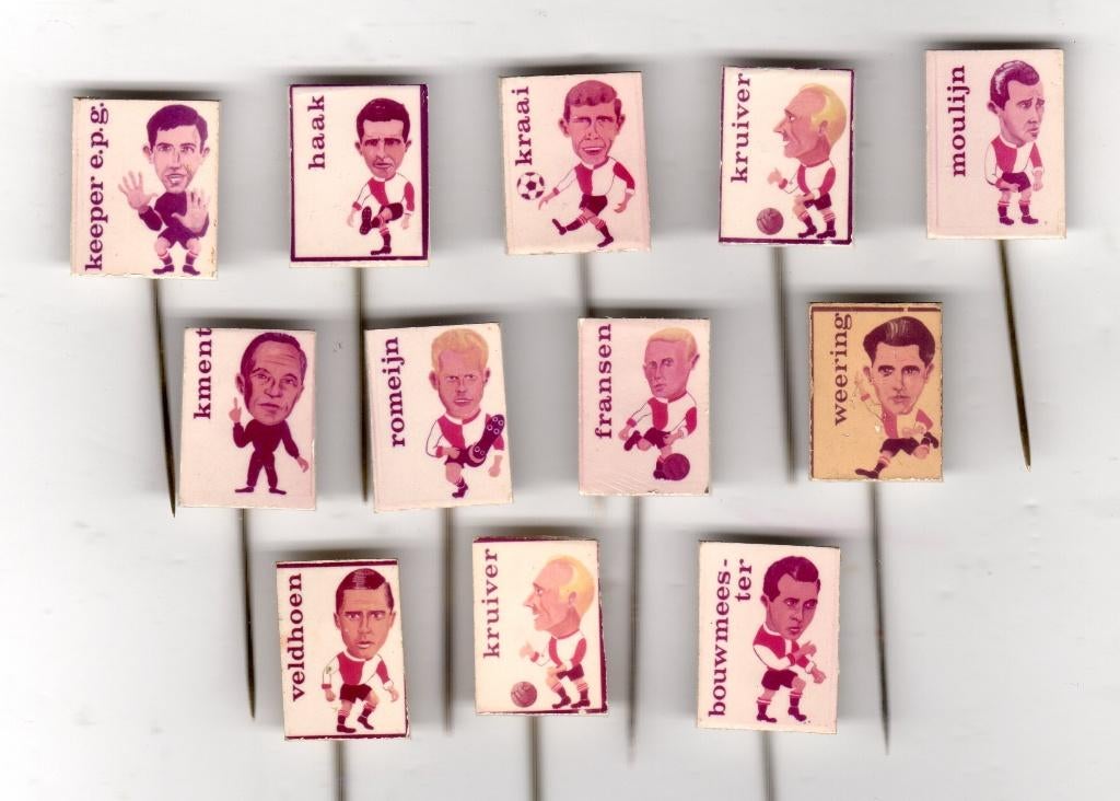 12 speldjes FEYENOORD KARIKATUREN JAREN 60 FEYENOORD MOULIJN, Ophalen of Verzenden, Gebruikt, Overige onderwerpen