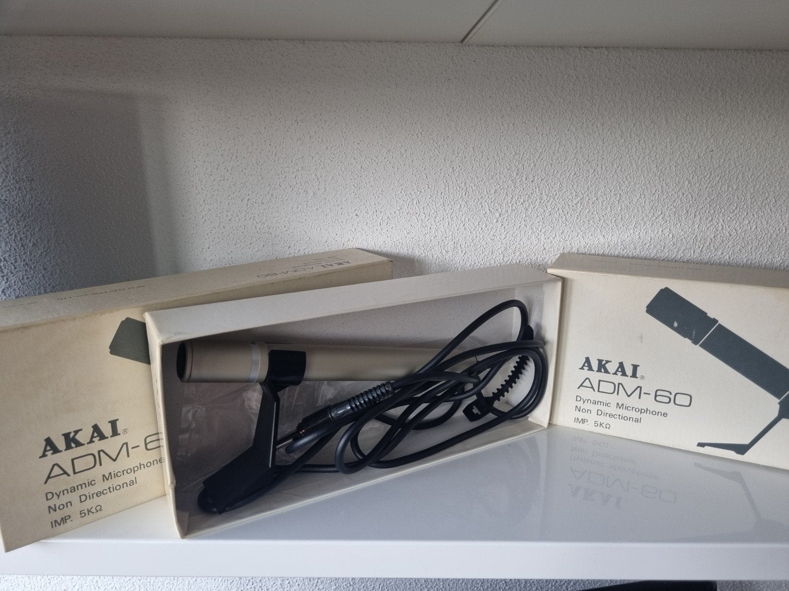 AKAI ADM-60 Dynamische Microfoon - Nieuw in doos, Ophalen of Verzenden, Nieuw, Overige typen