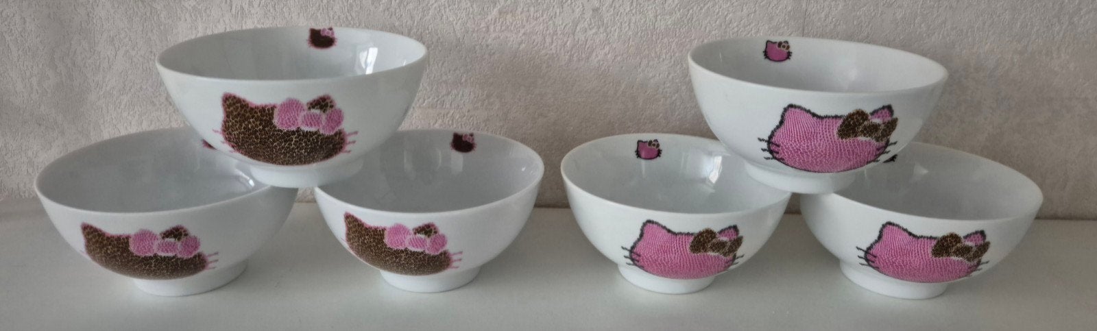 6 Hello Kitty schaaltjes, Huis en Inrichting, Keuken | Servies, Ophalen of Verzenden, Zo goed als nieuw, Porselein, Schaal of Schalen