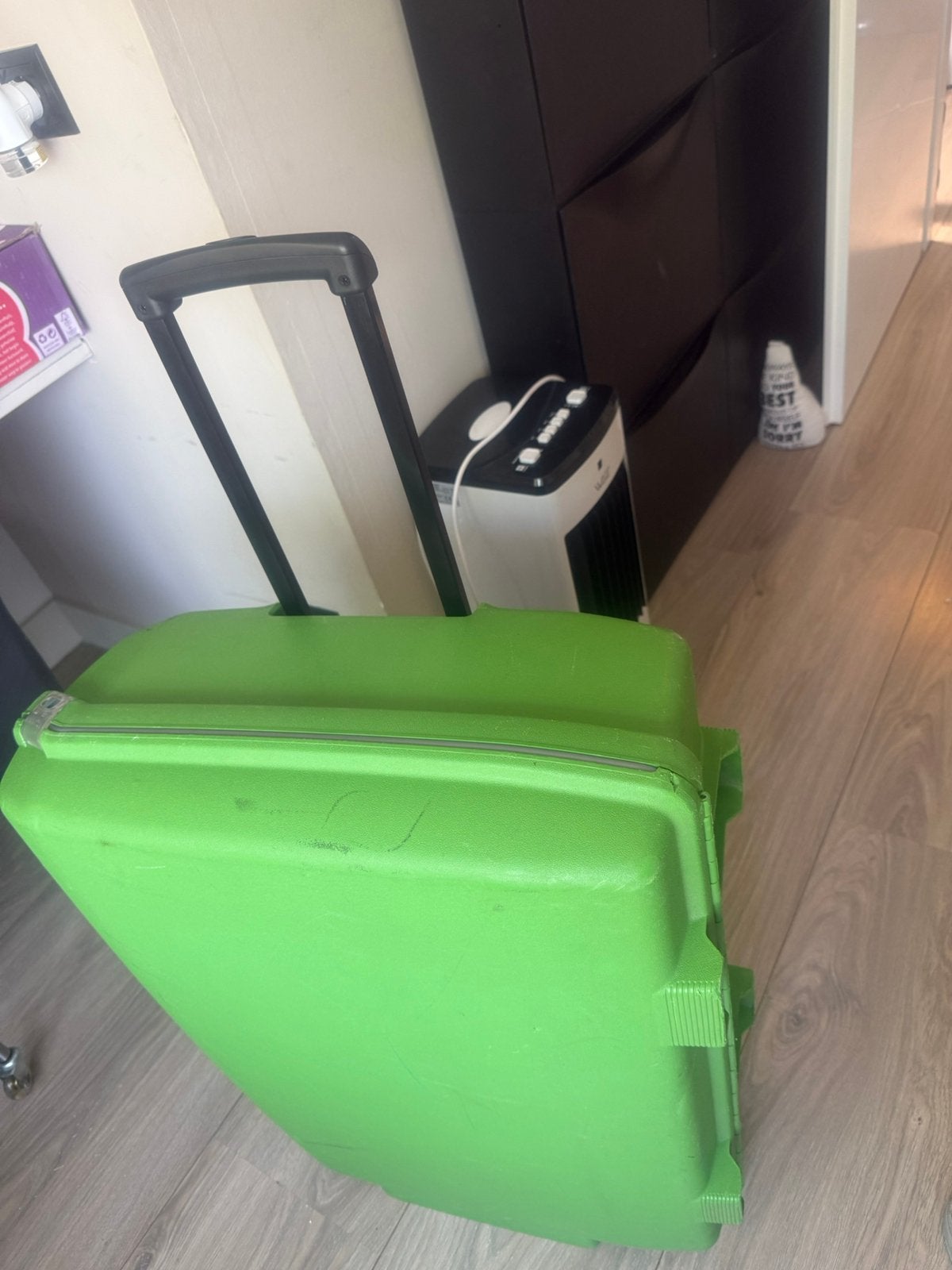 Groene koffer bijna gratis, Sieraden, Tassen en Uiterlijk, Koffers, Ophalen, Hard kunststof, Slot, Zo goed als nieuw