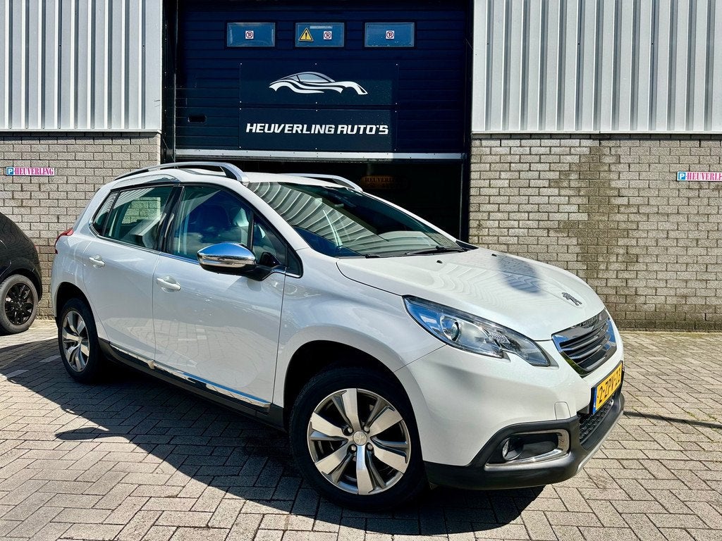 Peugeot 2008 1.2 PureTech Allure | Riem V.V | Clima | Navi |, Auto's, Peugeot, Voorwielaandrijving, Euro 5, Zwart, 1199 cc