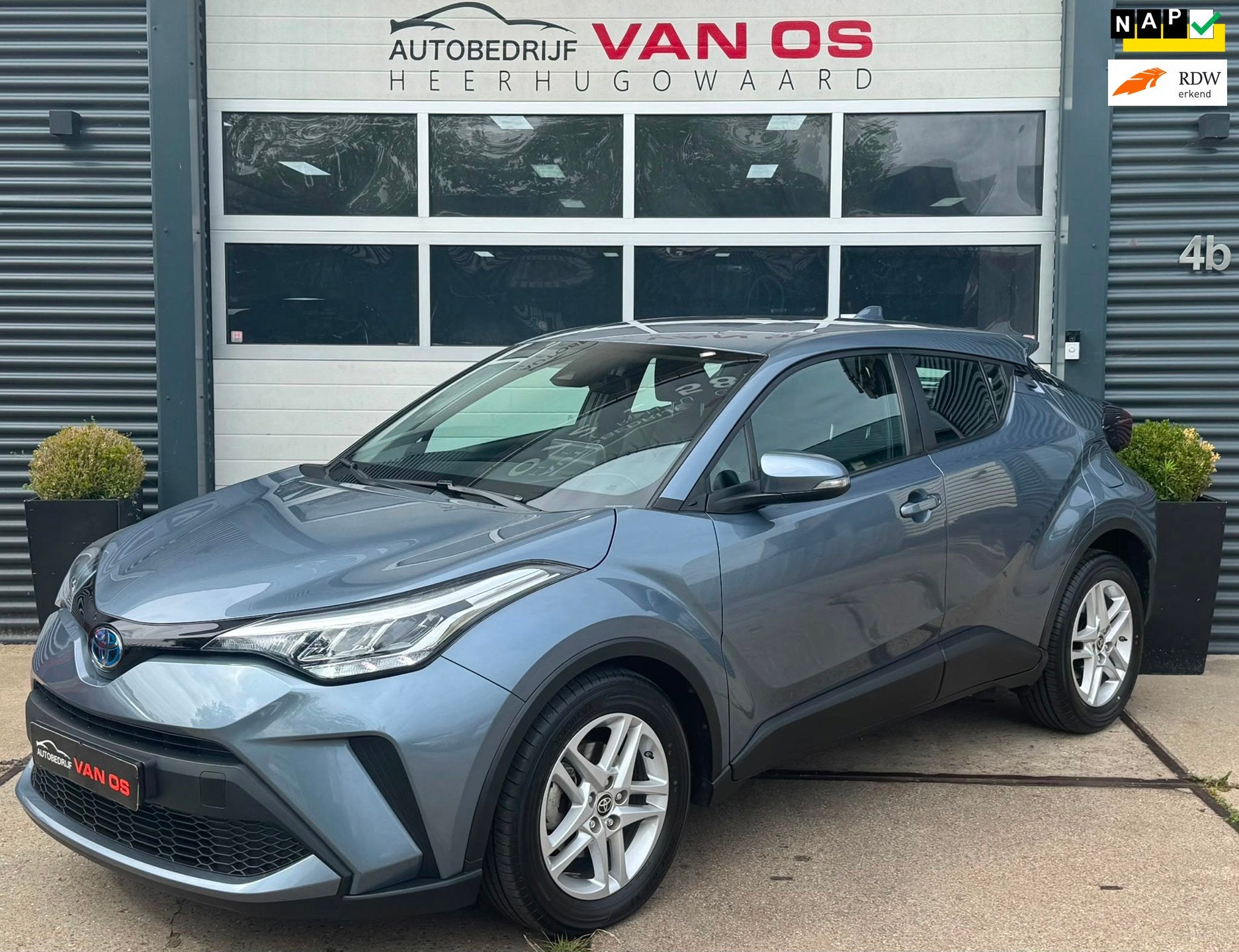 Toyota C-HR 1.8 Hybrid Active l Achteruitrij camera l Stoelv, Dealer onderhouden, Euro 6, 4 cilinders, Hybride Elektrisch/Benzine