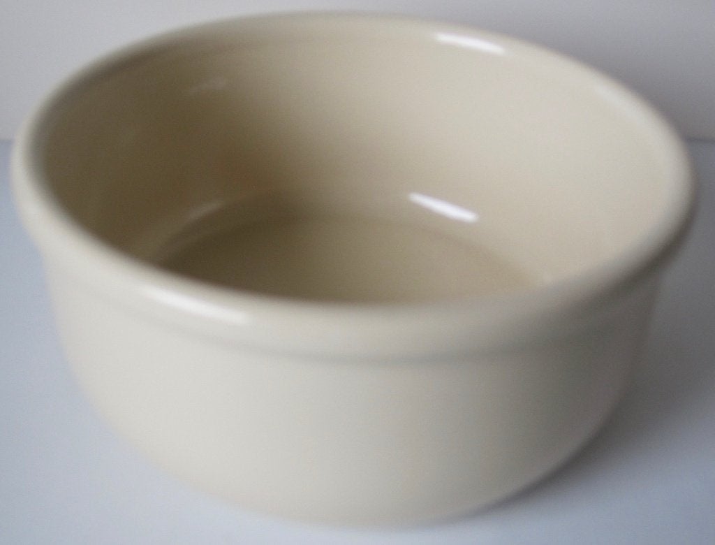 beige lage bloempot  -  hoogte 5,5 en diameter 12 centimeter, Rond, Ophalen of Verzenden, Zo goed als nieuw, Balkon