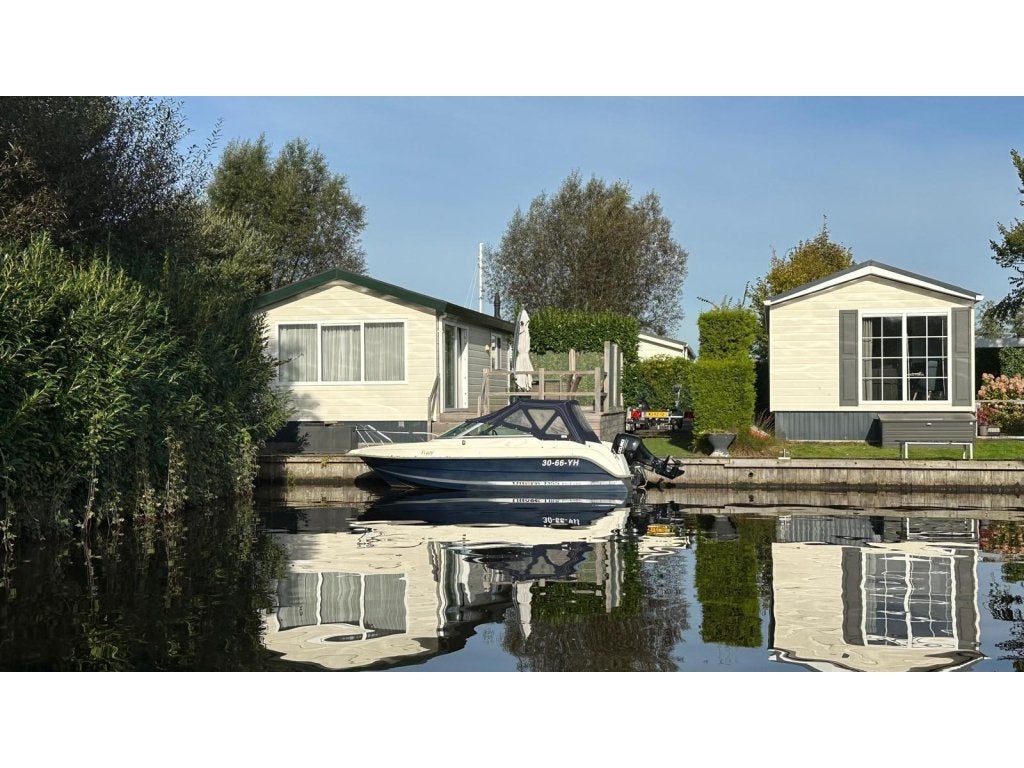 Chalet te koop + eigen grond in Boornzwaag,Friesland!R#52R, Tot en met 4