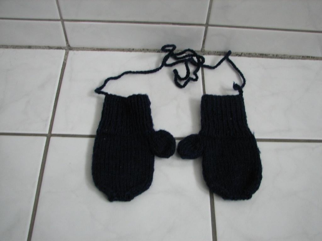 Gebreide kinderwanten, Ophalen of Verzenden, Gebruikt, Jongen of Meisje, Handschoenen