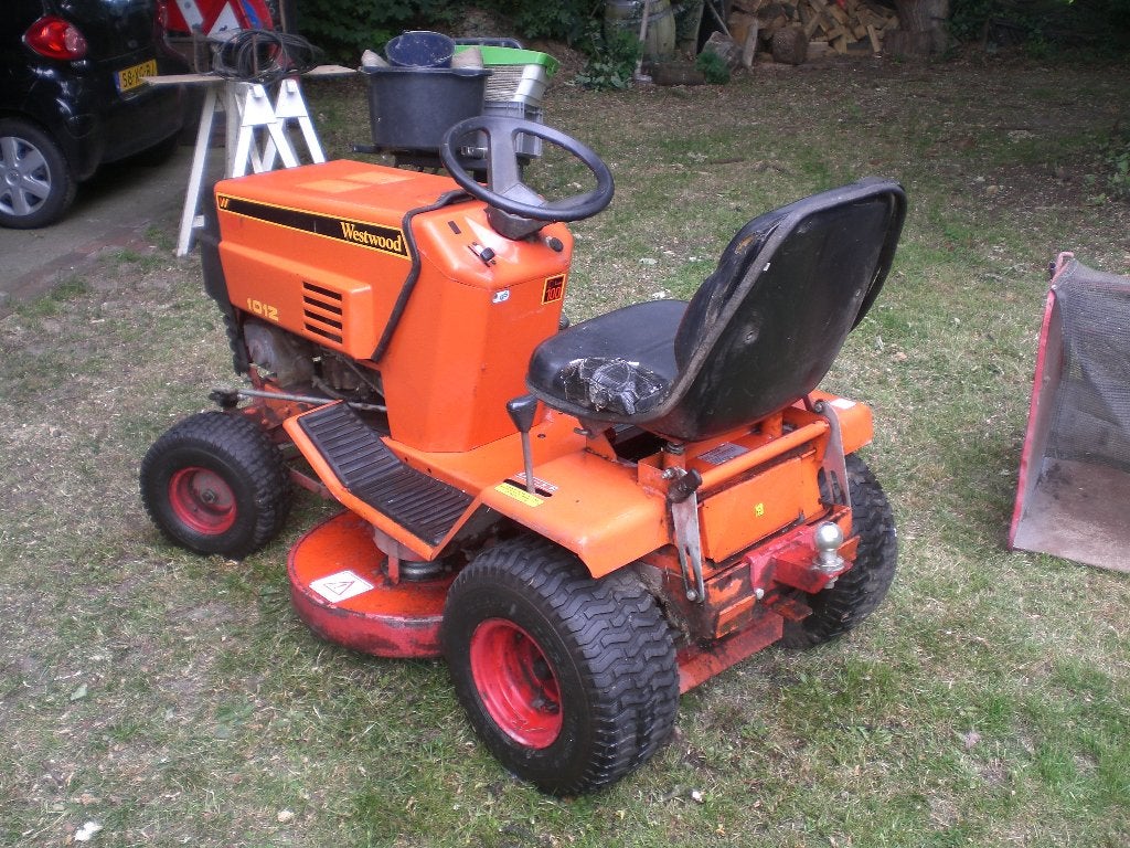 oude westwood 1012  grasmaaier, Ophalen, Nieuw, 50 cm of meer