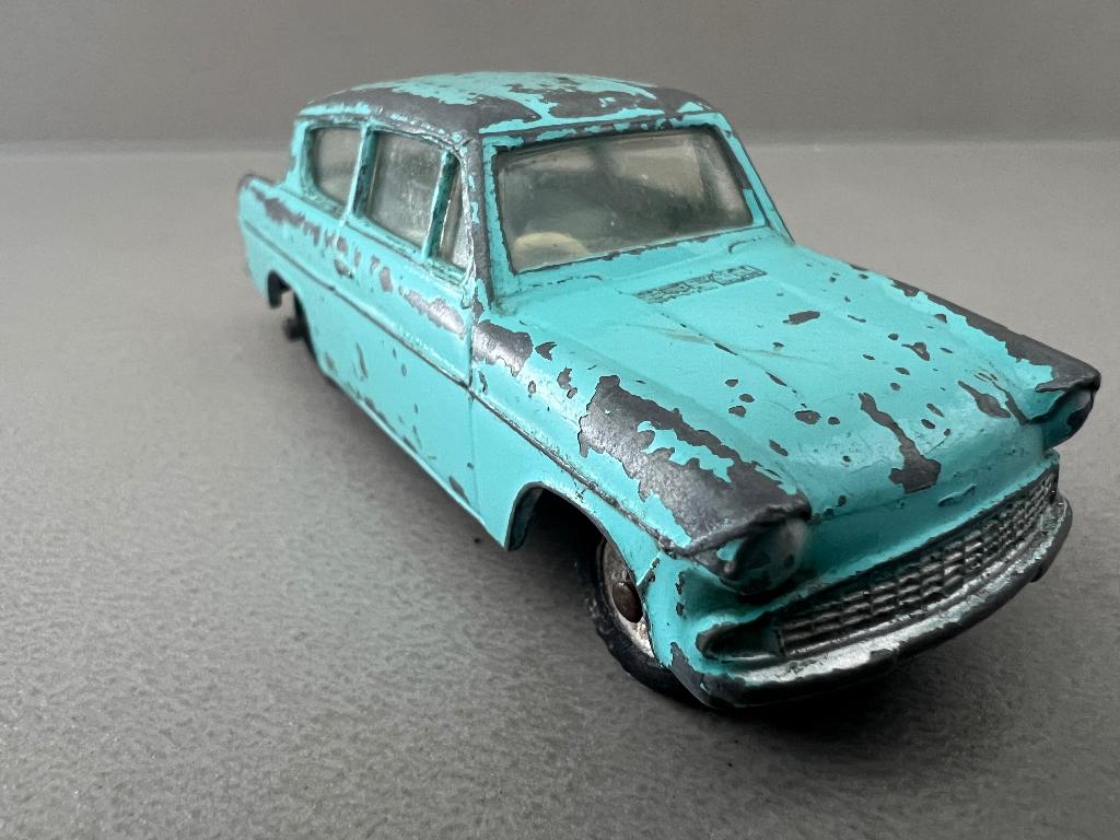 FORD ANGLIA, Ophalen of Verzenden, Gebruikt, Auto, Dinky Toys
